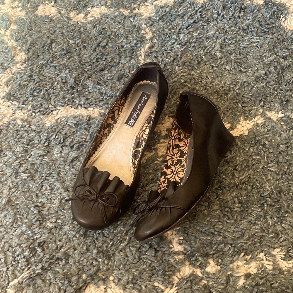 American Eagle Wedge Shoes